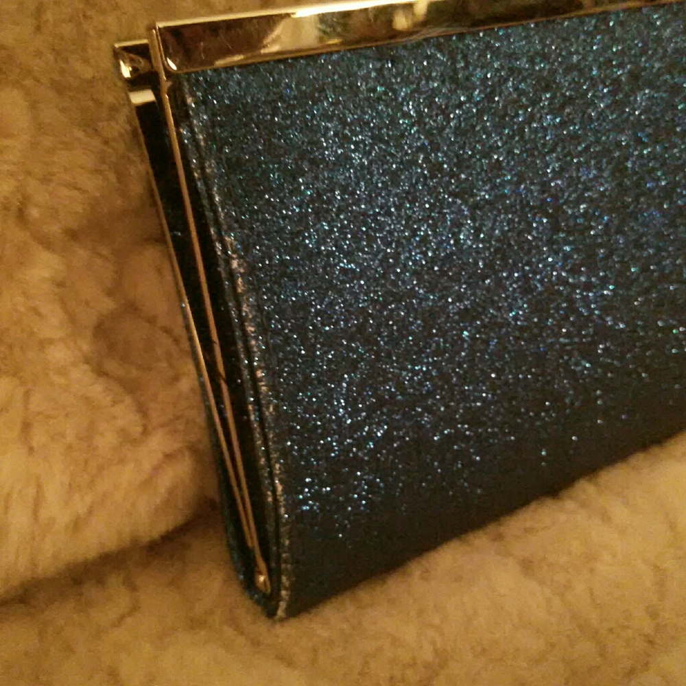 Purse - Picture 5 of 7